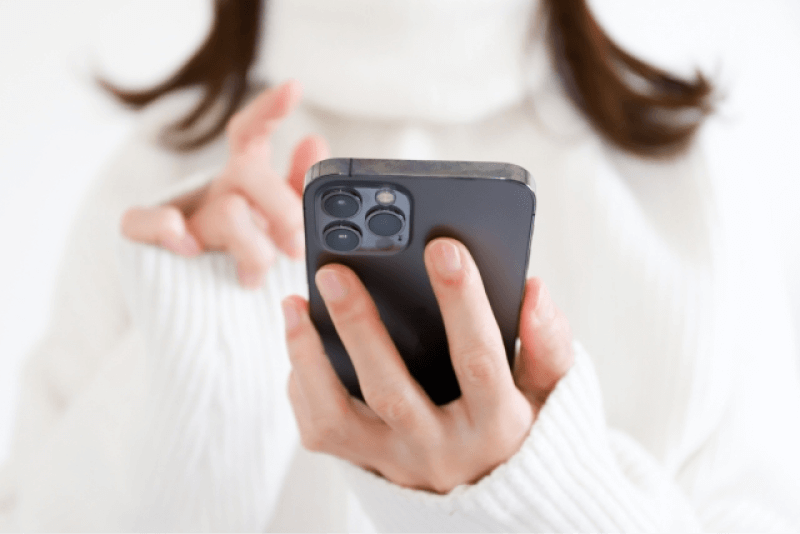 電話やLINE、お問い合わせフォームからの連絡イメージ画像