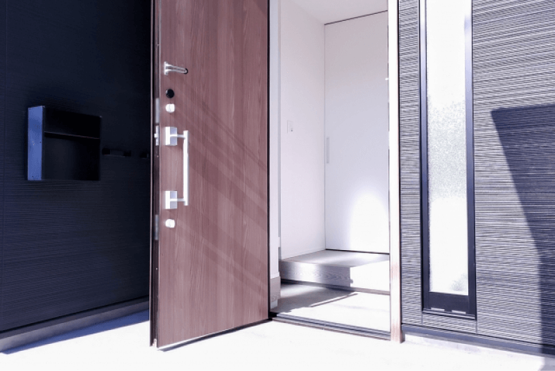 賃貸物件等の内見をするイメージ画像(オンライン内見)